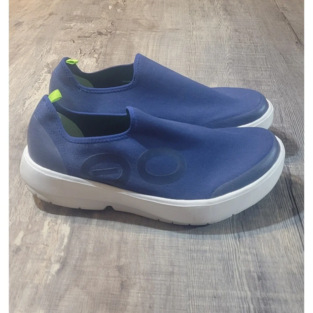 Oofos OOmg Low Shoe Navy Blue White Recovery Slip On Sneakers Mens 10.5 EU 43.5